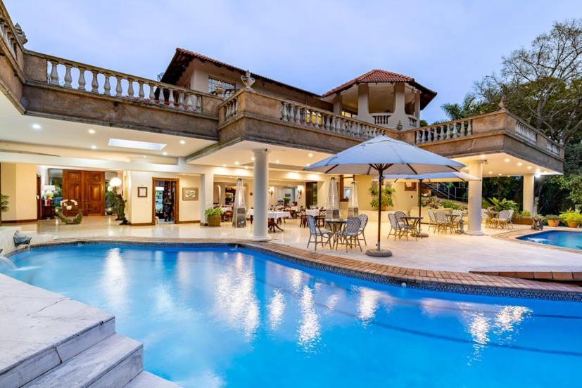 Christies At 32 On Russell Bed & Breakfast Mbombela Ngoại thất bức ảnh