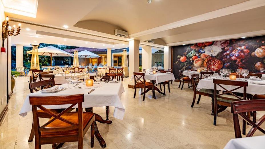 Christies At 32 On Russell Bed & Breakfast Mbombela Ngoại thất bức ảnh